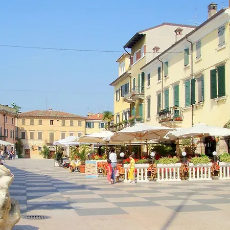 Cozy In A Renovated Farmhouse Close To Lake Garda