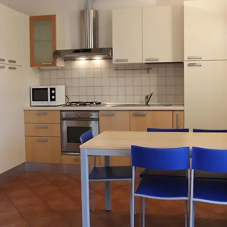 Cozy In A Renovated Farmhouse Close To Lake Garda Feriehus