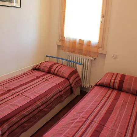 Cozy In A Renovated Farmhouse Close To Lake Garda *